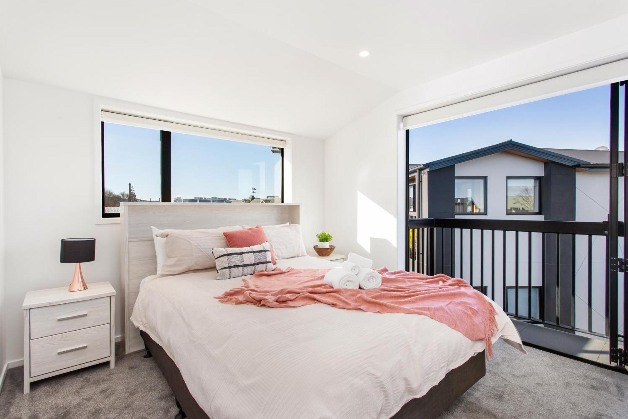 Penthouse Apartment Scenic Views-Spacious 2Br 크라이스트처치 외부 사진